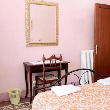 Arcobaleno ベッド・アンド・ブレックファスト マリッティマ